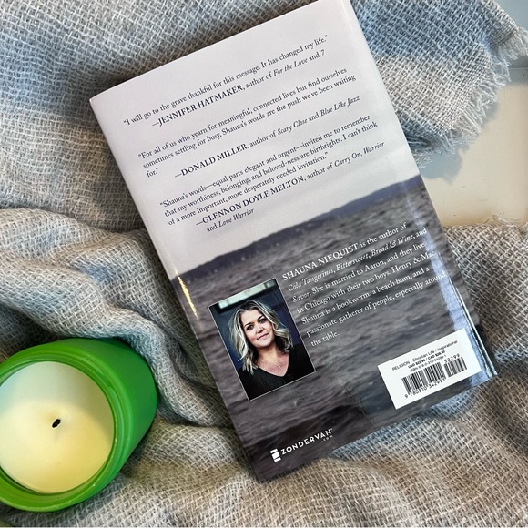 📚 2/$21 Books!! 📚 Present over Perfect ~by Shauna Niequist - Picture 3 of 8